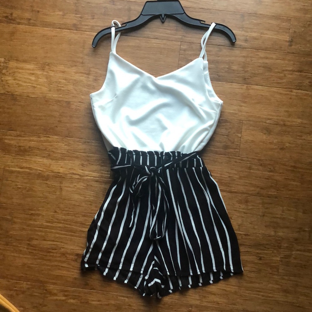 4/$25 Black and white striped romper